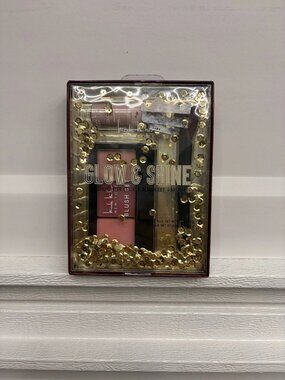 Glow & Shine Beauty Highlighter Stick and Blush Set, Nicole Miller NEW